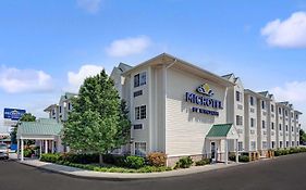 Microtel Indianapolis Airport