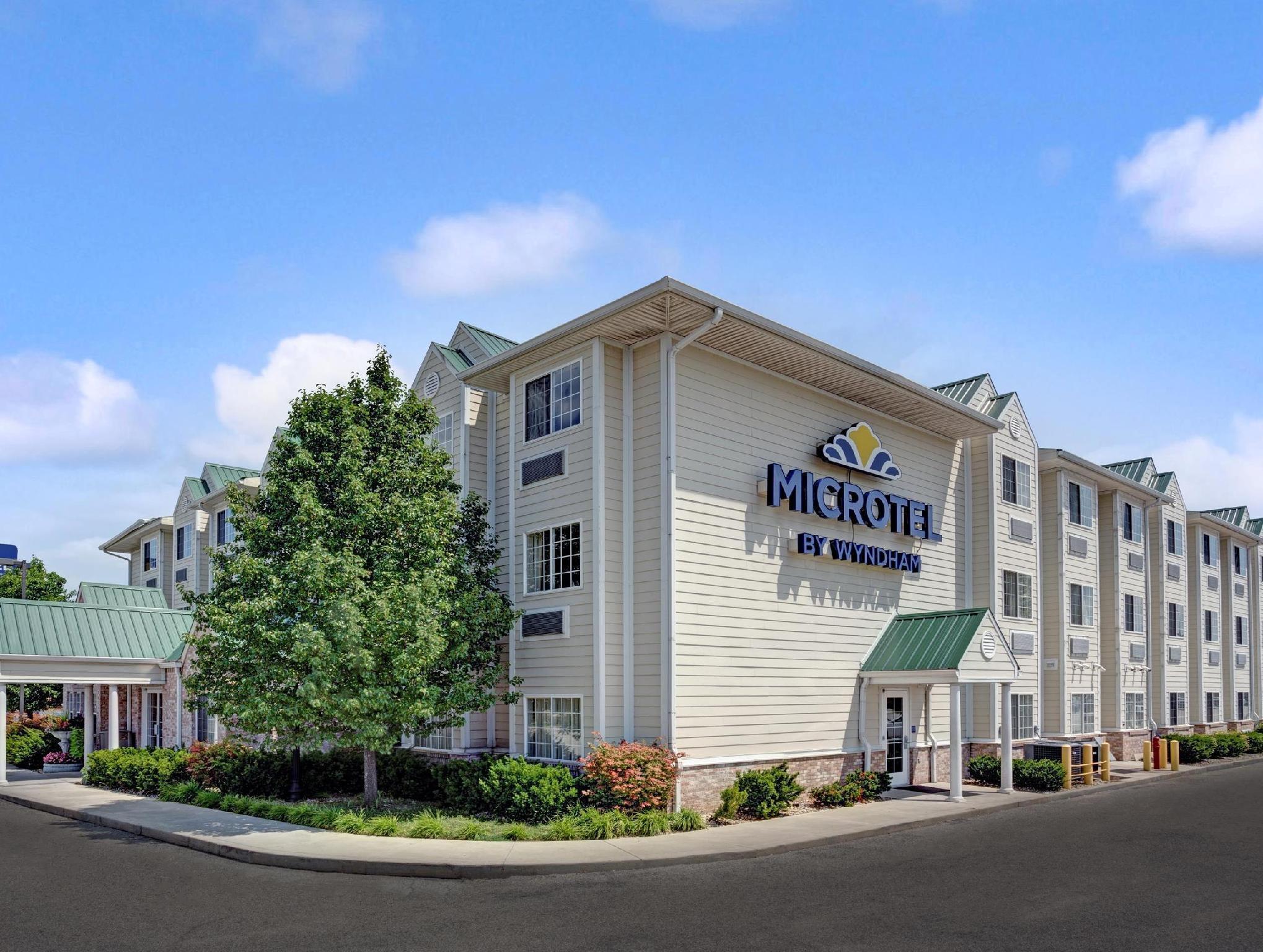 Microtel Inn & Suites By Wyndham Indianapolis Airport Exterior photo