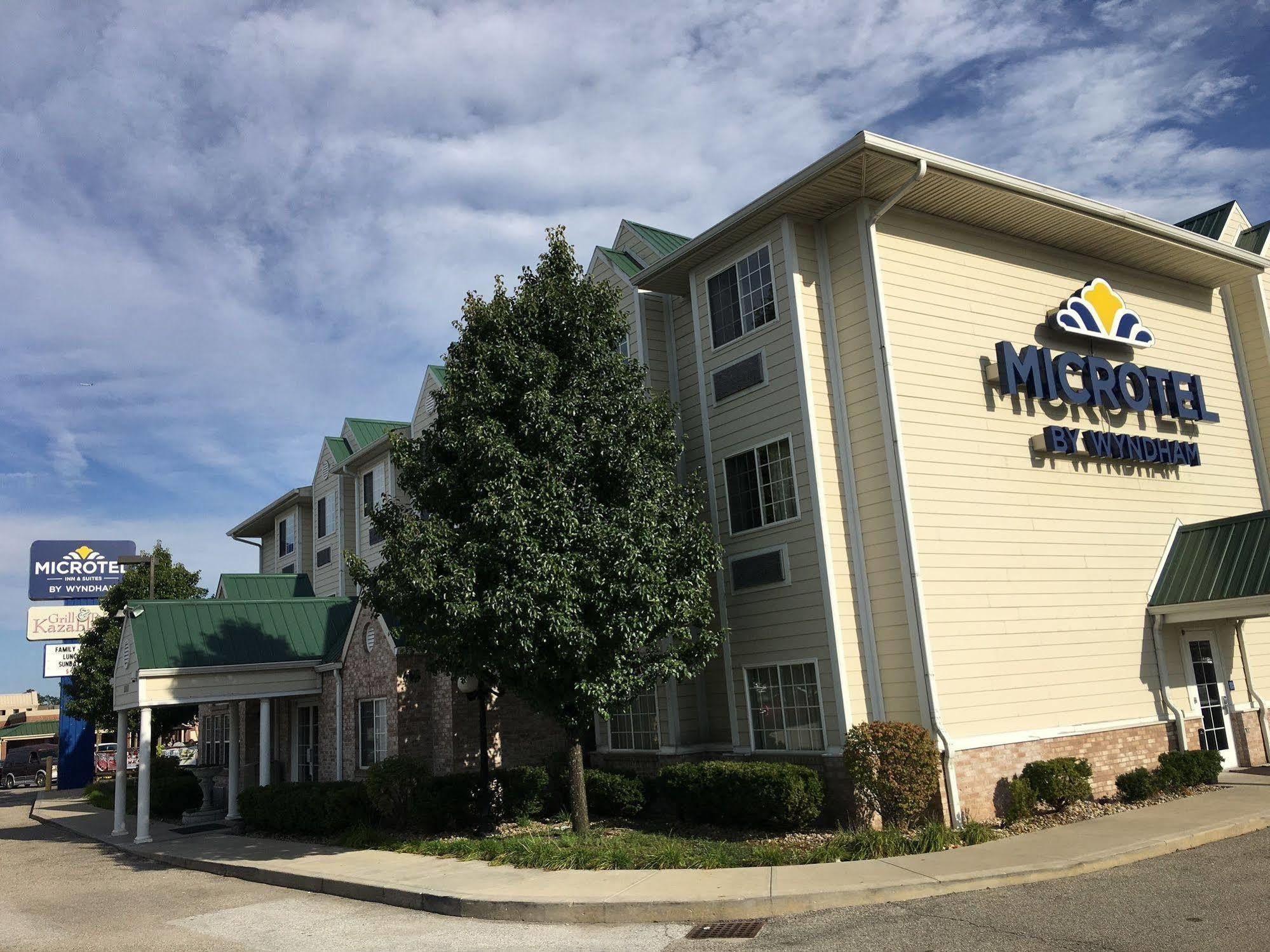 Microtel Inn & Suites By Wyndham Indianapolis Airport Exterior photo